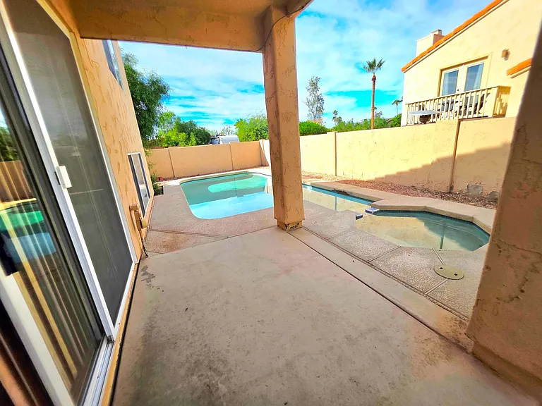 4106 E Becker Ln — Photo 24