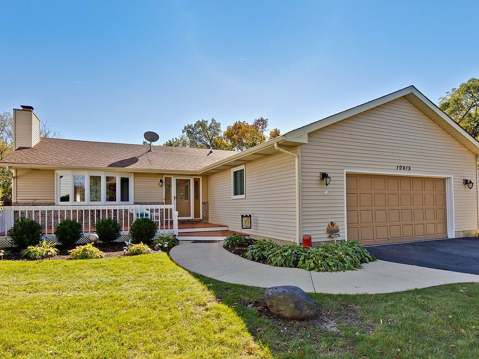 1st image of 10415 Country Ln
