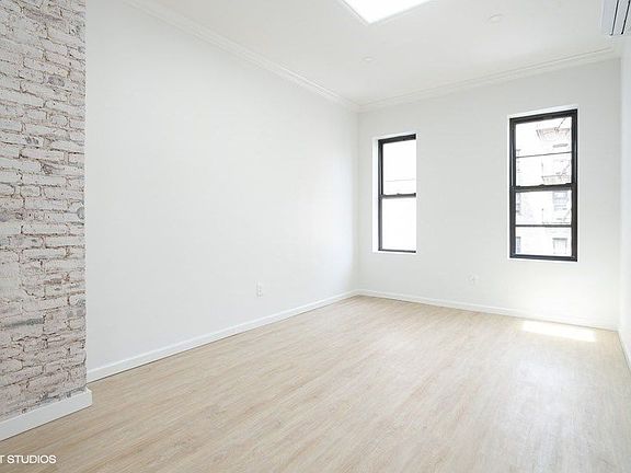 4th image of 652 Rogers Ave APT 3R