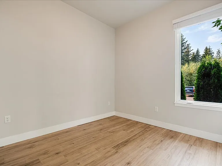 Brookside Apartments — Photo 54