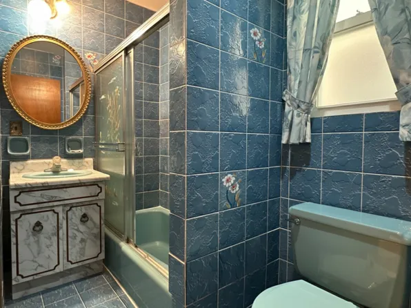 42-15 21st Avenue image 5 of 5