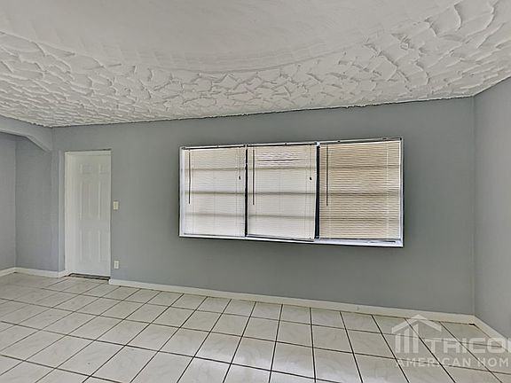3rd image of 1213 NW 16th Way