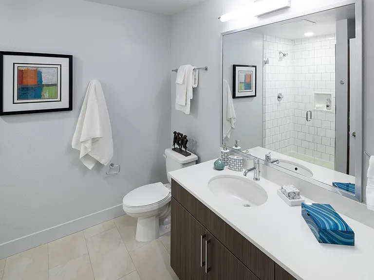 LoHi House Apartments — Photo 12