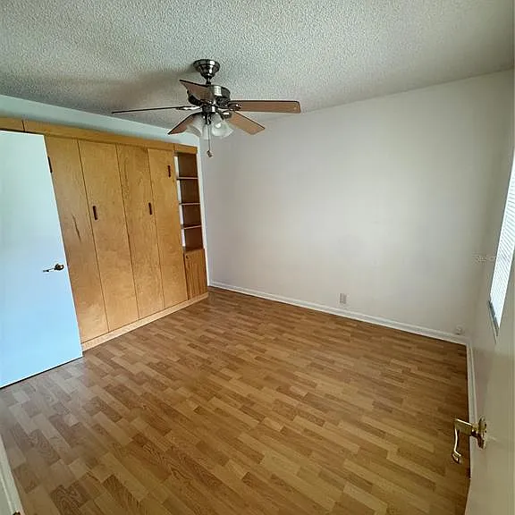 427 Greenfield Rd — Photo 5