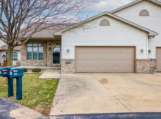 1910 E Sylvan Ave #2, Appleton, WI 54915