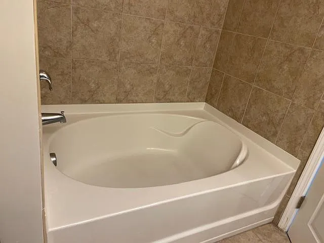 Master tub