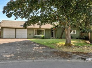 3035 Kentwood Dr, Eugene, OR 97401