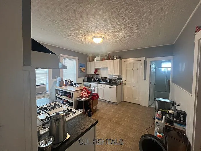 41 Avon St #1 — Photo 3