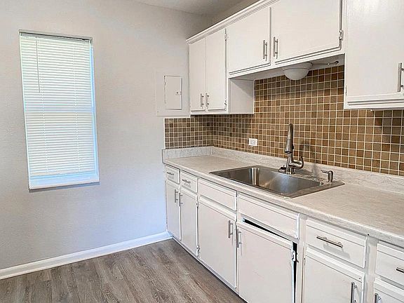 3rd image of 8224 Troost Ave #5
