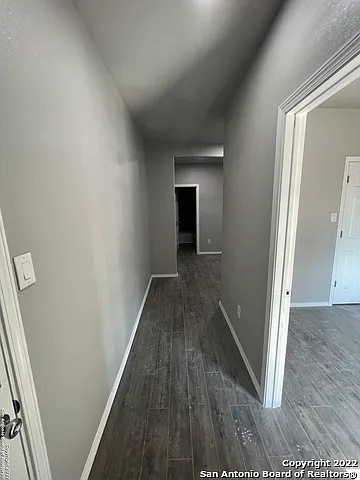 1 bed, 1.0 bath, 500 sqft, $950 — Photo 2
