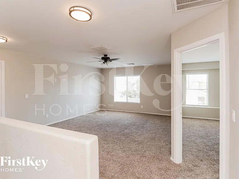 28590 N Obsidian Dr — Photo 10