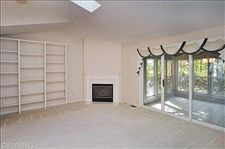 4th image of 9640 Bonita Ct