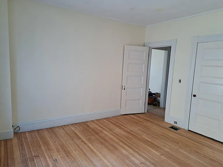 14 Bellevue Ave — Photo 9