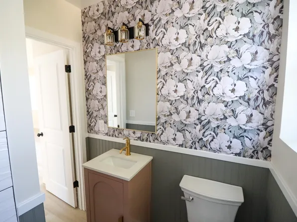 719 McKinley Ave, Toms River, NJ 08753