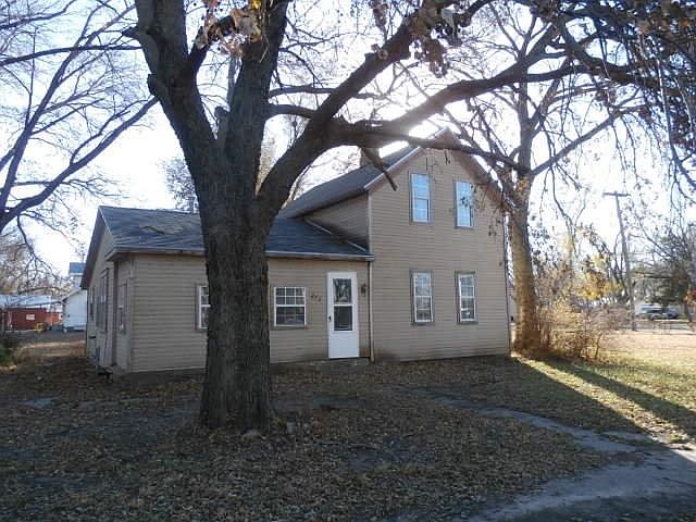 1st image of 213 NE 4th St