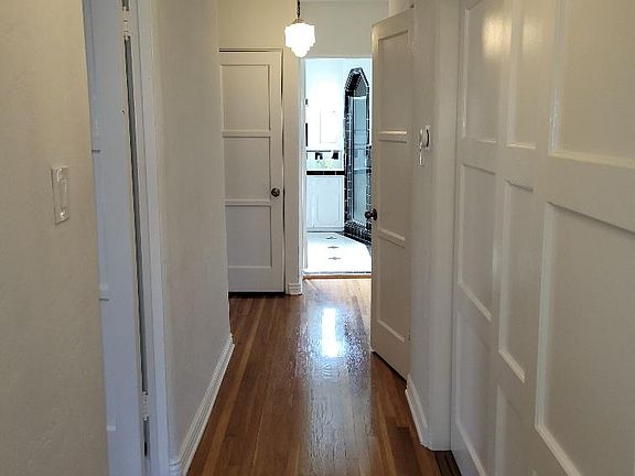 5th image of 8266 Blackburn Ave #8266