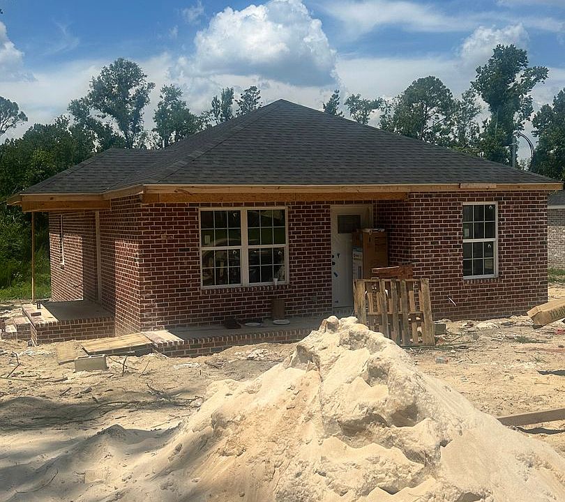 1st image of 902 Moxley Dr