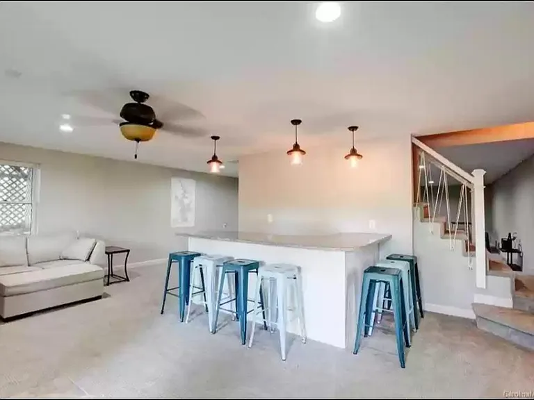 6702 Emerald Isle Dr — Photo 23