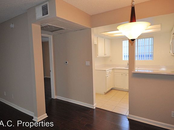 5th image of 11416 Albers St APT 103
