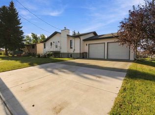 5083 1st Ave S, Leduc County, AB T0B3M0