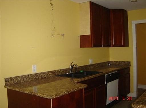 4th image of 3676 W Loyola Dr