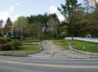 830 Main St, Blowing Rock, NC 28605