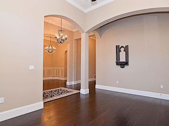 5th image of 862 Coldwater Creek Cir