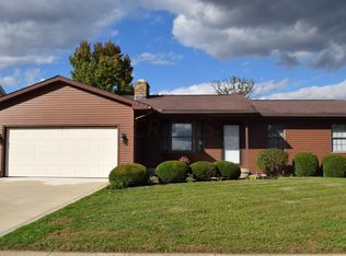 406 Chatham Rd, Circleville, OH 43113