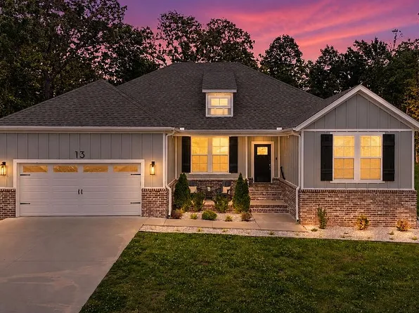 13 Worth Pl, Bella Vista, AR 72715