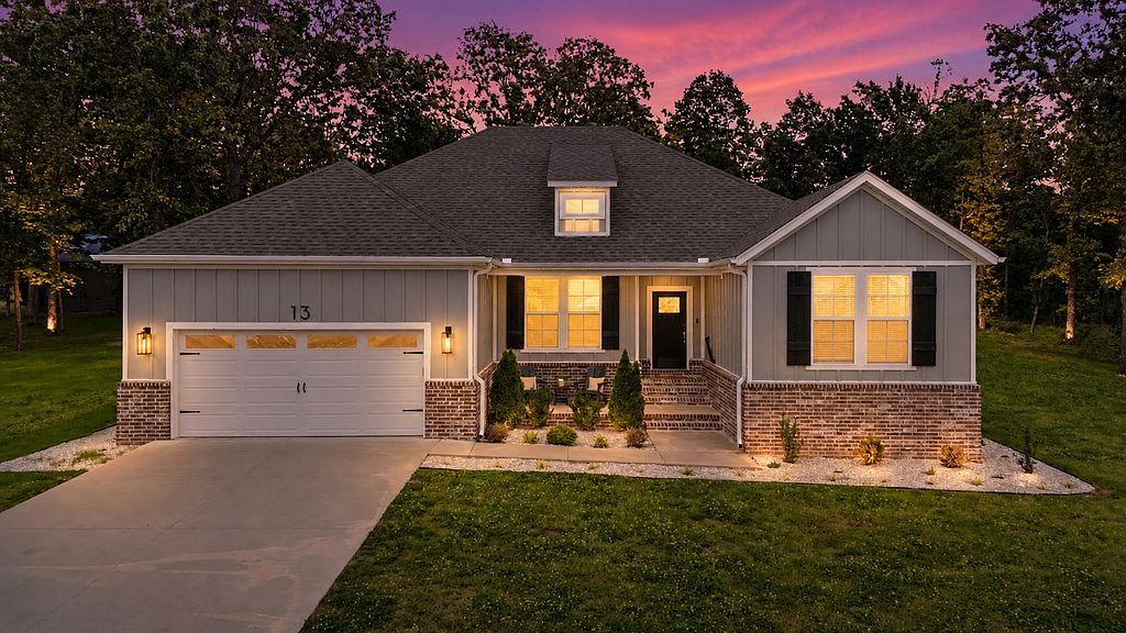 13 Worth Pl - Property Image