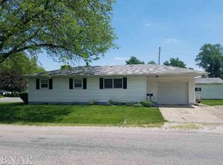 900 E Chestnut St, Pontiac, IL 61764