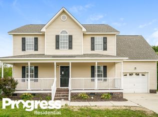 205 Breezewood Ln, Clayton, NC 27520