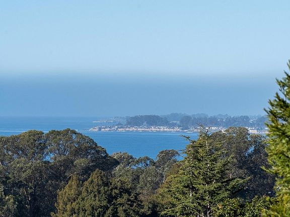 4th image of 521 Cuesta Dr