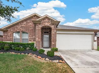 2822 Canadian Goose Ln, Baytown, TX 77521