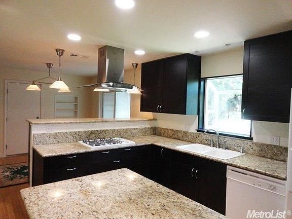 5th image of 7228 Pleasant View Dr