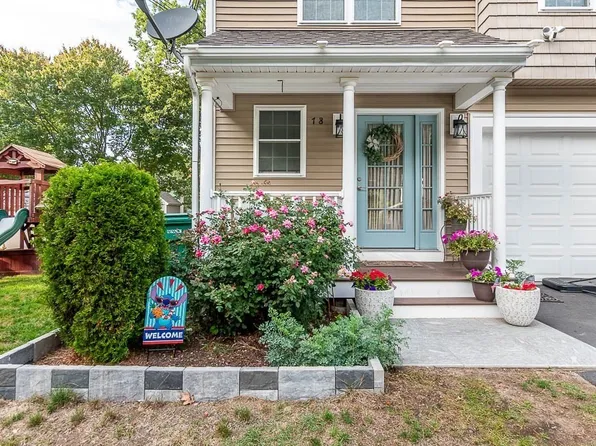 78 Scott St #78, Attleboro, MA 02703
