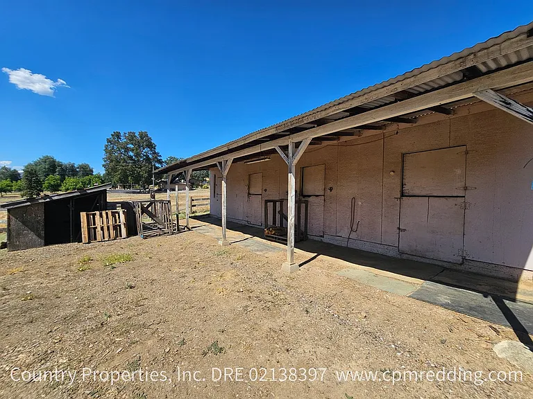 12183 Dry Creek Rd — Photo 39