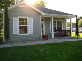 6213 Woodrow St, Texas City, TX 77591