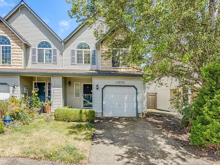 15979 SW Roth Dr — Photo 1