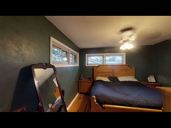 4th image of 3735 Westview Dr NE