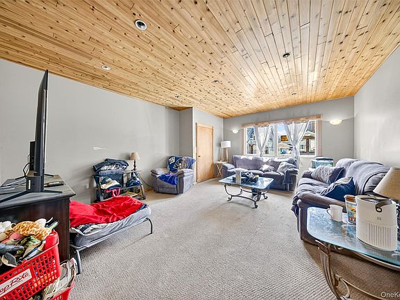 4th image of 121-29 8th Avenue