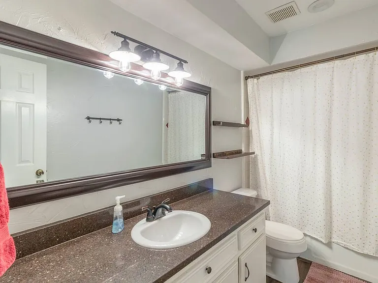 506 Wildwood Ln — Photo 18
