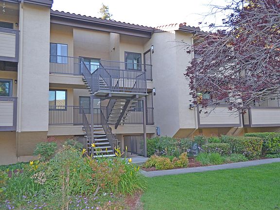 4th image of 185 Wenatchee Cmn #15