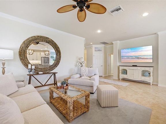 5th image of 10554 Smokehouse Bay DR #201