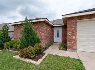 125 Ringneck Dr, Sanger, TX 76266