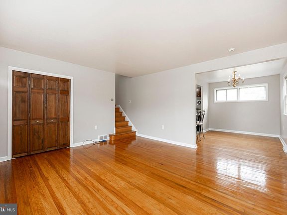 5th image of 1210 Harrison Ave