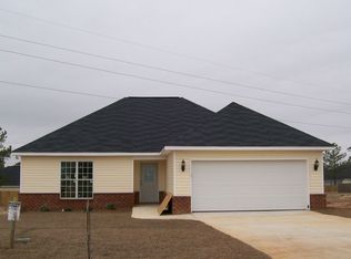 321 Laurel Woods Dr, Warner Robins, GA 31088