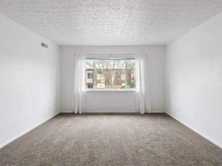 Northgate Apartments — Photo 15