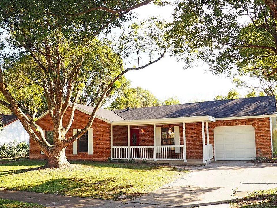 1st image of 207 Cottonwood Dr