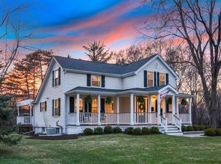 542 North Ave, Barrington, IL 60010